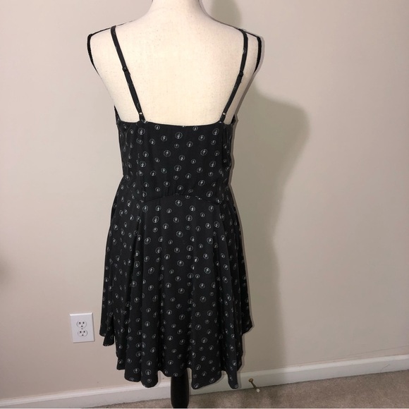 The Flash Sundress By Junkfood Size Large Gray Fit Flare DC Comics Superhero - Picture 6 of 11